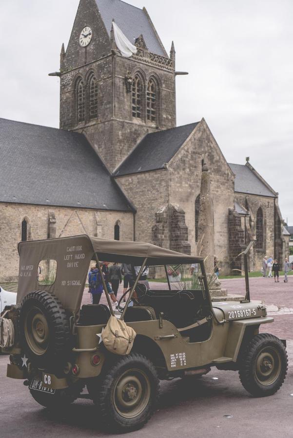 Gite Le C-47 Proche Des Plages Du Debarquement Sainte-Mère-Église 外观 照片